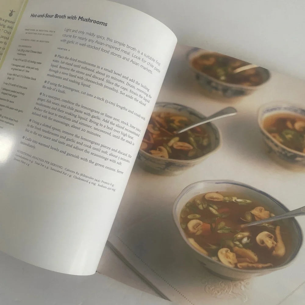 Williams Sonoma Chicken for Dinner Cookbook -  Farm life Recipes Country cooking